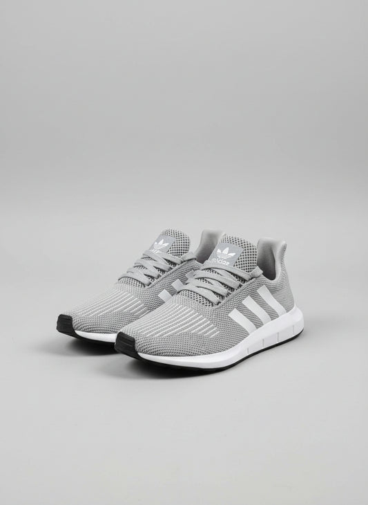 Adidas Swift Run Gris