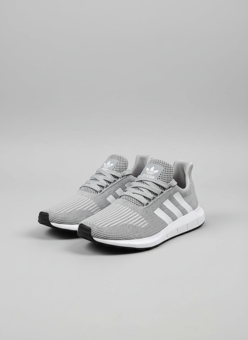 Adidas Swift Run Gris