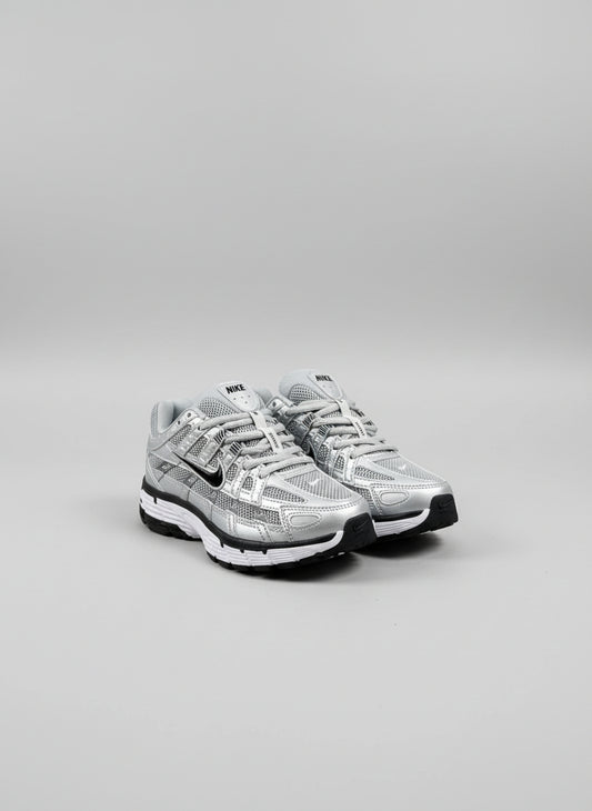Nike P-6000 Plata Metálico