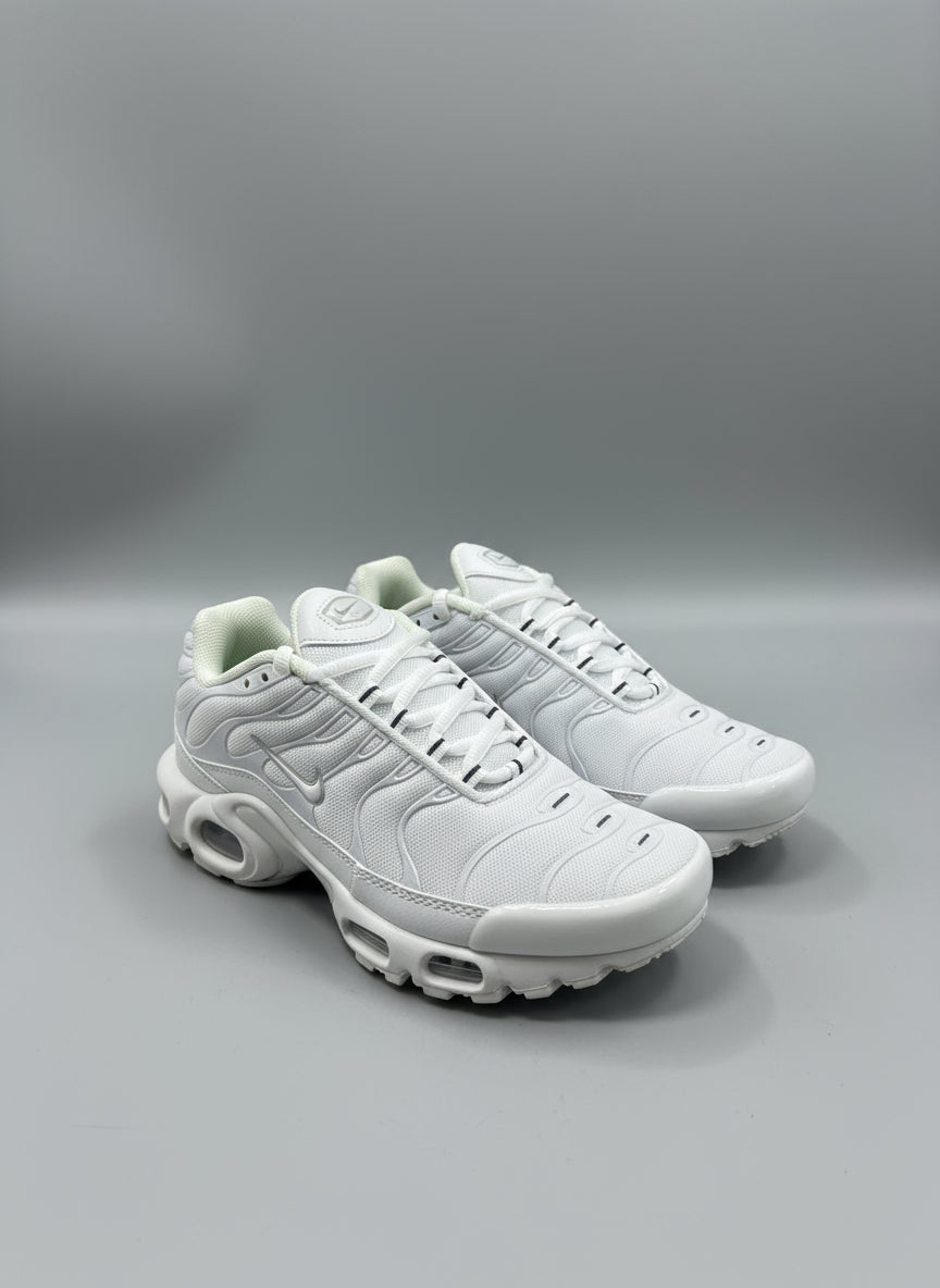 Nike TN Triple Blanco